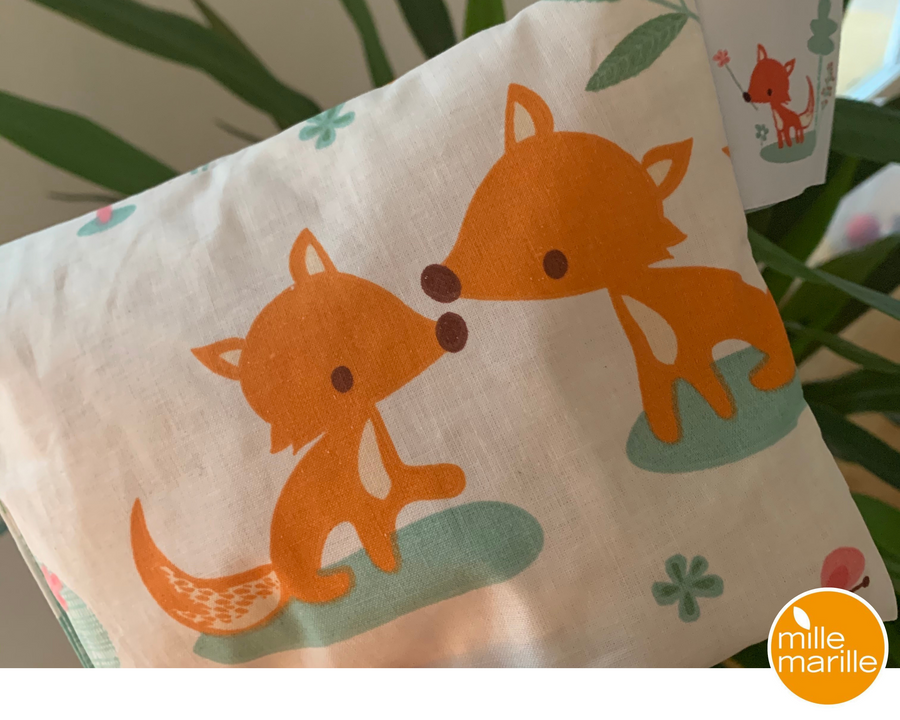 PINE PILLOW sweet foxes